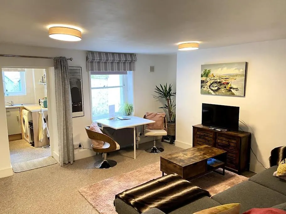 Appartamento Seaside Flat With Sunny Garden. Hove
